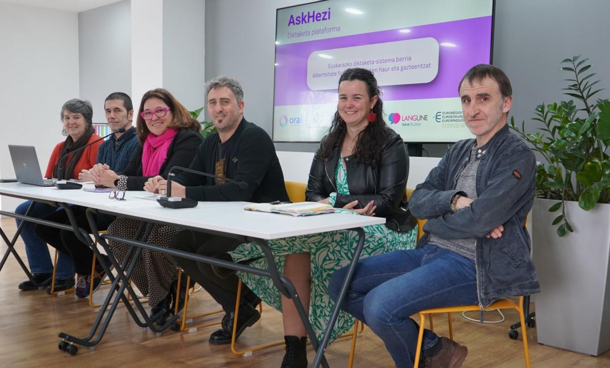 AskHezi prentsaurrekoa